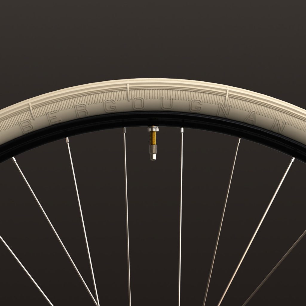 Pneu vélo ancien BERGOUGNAN 700x35B 37 635 700B Standard Blanc 03