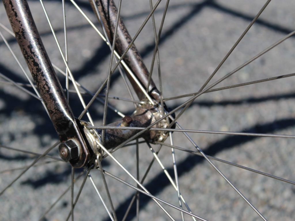 Pneu vélo ancien 700A BERGOUGNAN 700x32A 32 642 Gris (blanc) BSA Extra piste 10